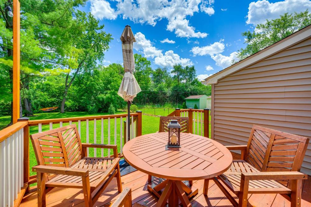 Charming Ann Arbor Getaway with Deck Near Downtown!